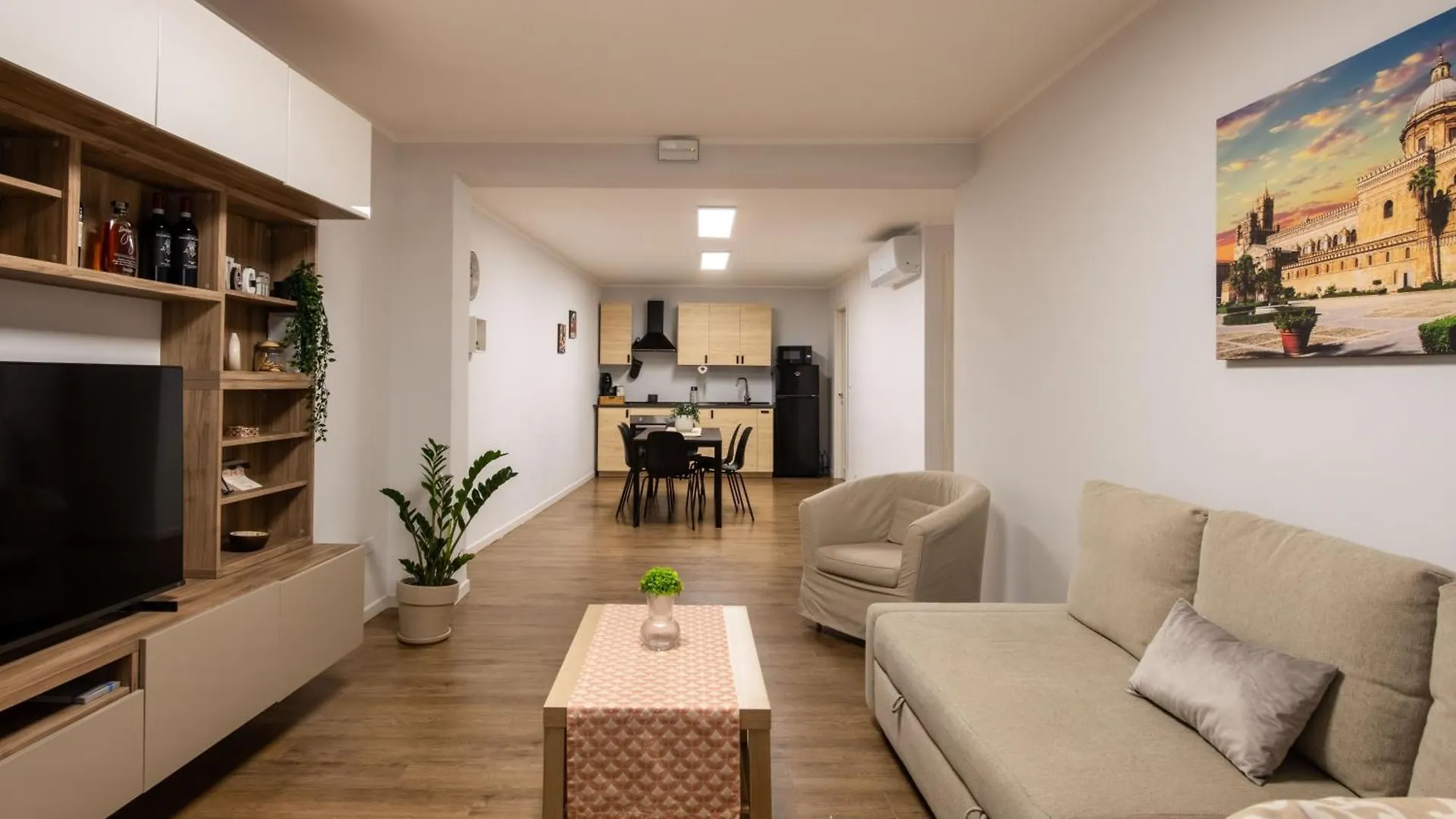 Apartment Villareale Flat - Palermo City Center Free Parking Italy