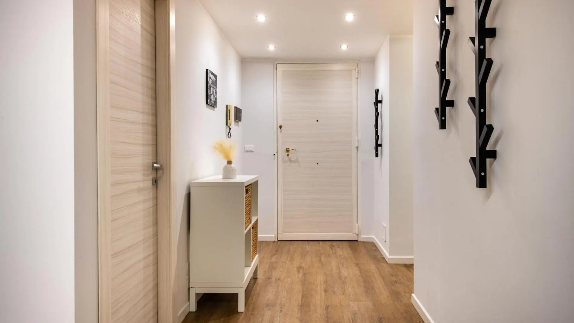 Villareale Flat - Palermo City Center Free Parking 0*,