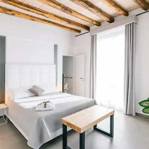 Bnb Dolcevita Gold Apartamento